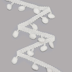 Бахрома с помпонами 20мм*17м