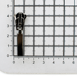 ZL6B.483 412 Слайдер A/L для молнии трактор Т10 (6мм), черный никель Arta-F